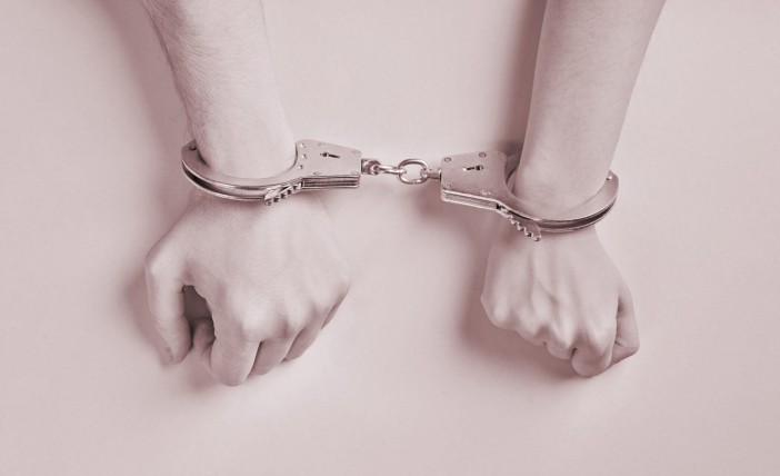 Ma copine aime le BDSM mais pas moi : que faire ?